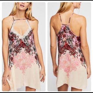 ✨SOLD✨Free People Floral Haze mini Trapeze dress